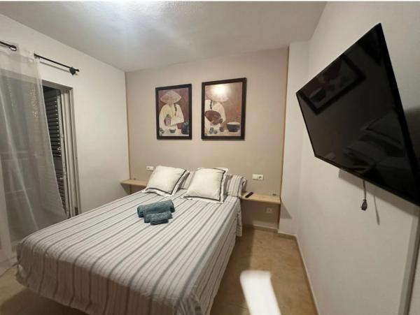 Chalet pareado en calle Monte de Santa Pola, 10