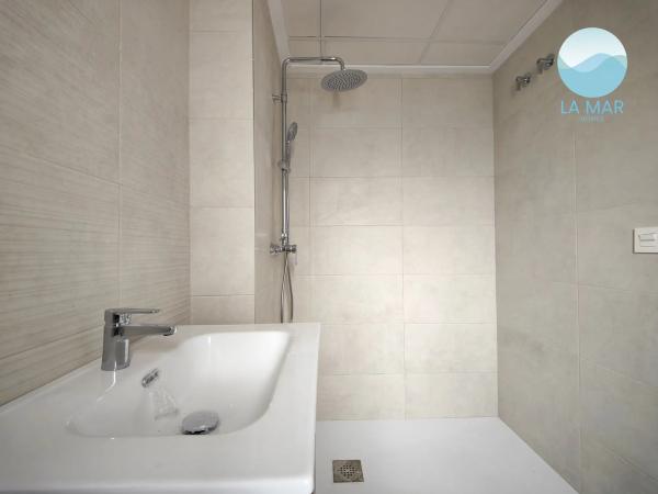 Chalet adosado en calle de Xipre