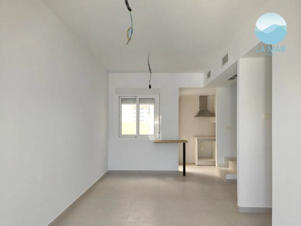 Chalet adosado en calle de Xipre