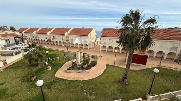 Chalet adosado en avenida D'Escandinàvia