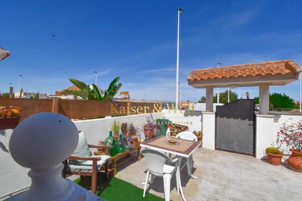 Casa independiente en calle de Finlandia