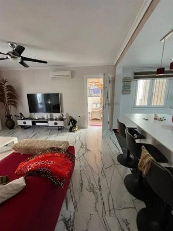 Casa independiente en avenida del Carabasí