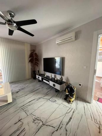 Casa independiente en avenida del Carabasí