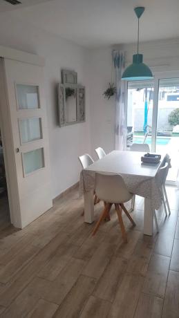 Casa independiente en calle Malta