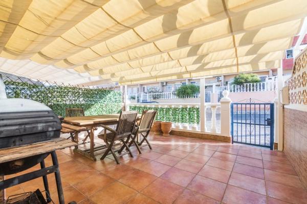 Chalet adosado en calle La Rioja s/n