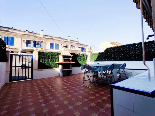 Chalet adosado en calle La Rioja