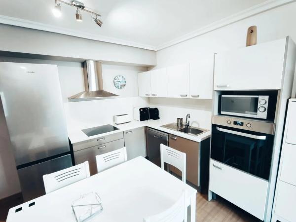 Chalet adosado en calle La Rioja