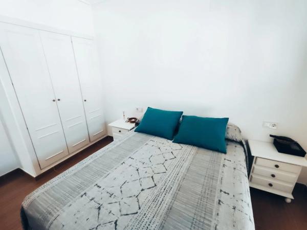 Chalet adosado en calle La Rioja