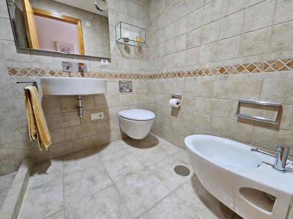 Chalet pareado en calle Monte de Santa Pola