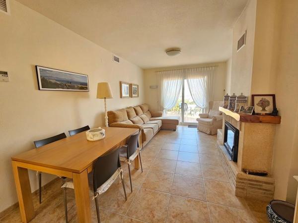 Chalet pareado en calle Monte de Santa Pola