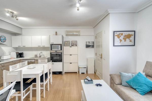 Chalet adosado en calle La Rioja