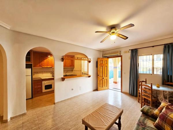 Casa independiente en avenida de Noruega