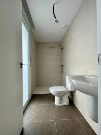 Piso en calle de Xipre, 70