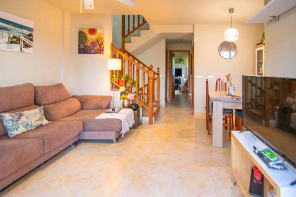 Casa independiente en calle Monte de Santa Pola