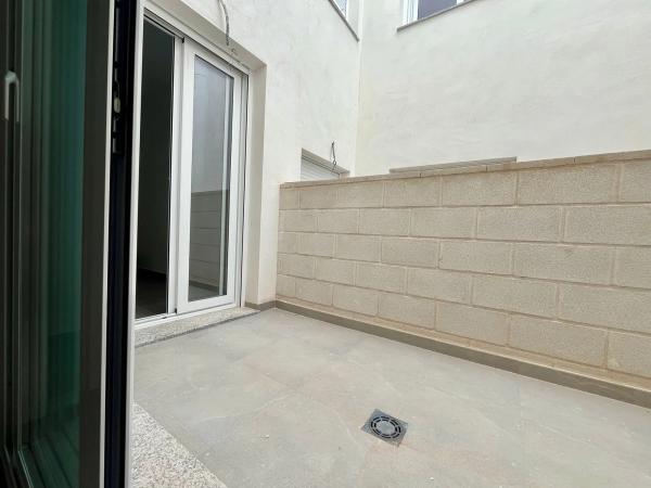 Piso en calle de Xipre, 70