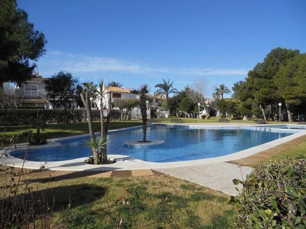 Chalet adosado en avenida del Mediterrani, 68