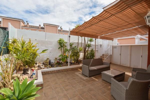 Casa independiente en avenida de Finlandia, 10