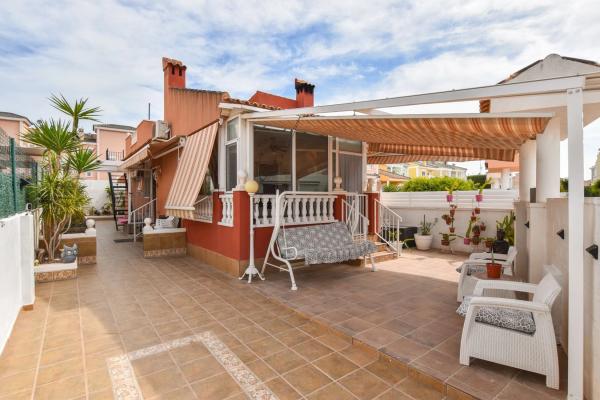 Casa independiente en avenida de Finlandia, 10