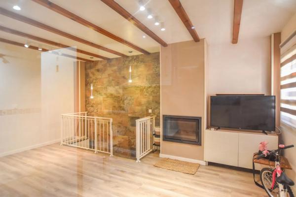 Casa independiente en avenida de Finlandia, 10