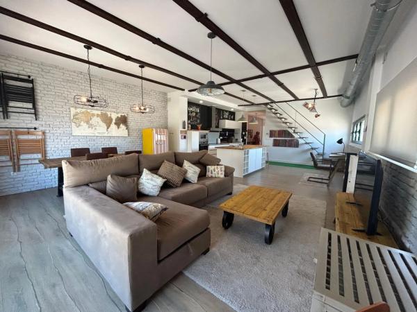 Estudio en Gran Vista-Olivo de Oro