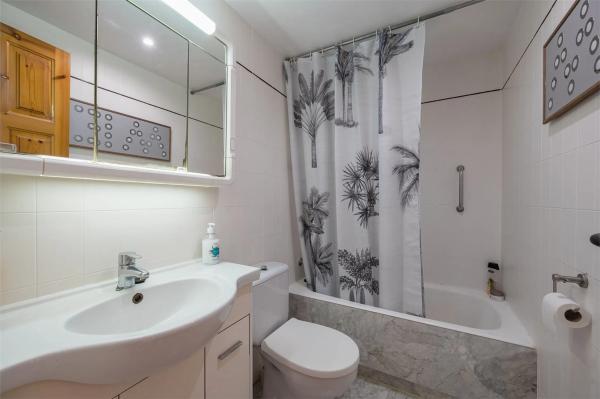 Chalet adosado en avenida D'Escandinàvia