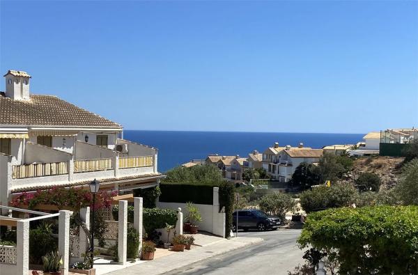 Chalet adosado en avenida D'Escandinàvia