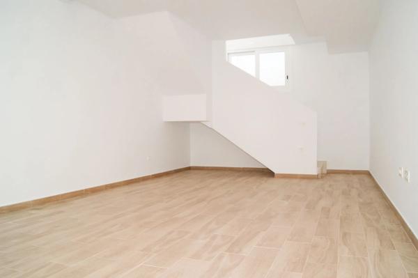 Chalet adosado en calle Adelaida Pérez Ojeda García