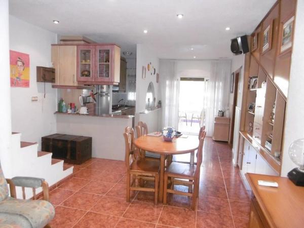 Chalet adosado en avenida America . Urbanizacion Sueño Azul, 23  y 24