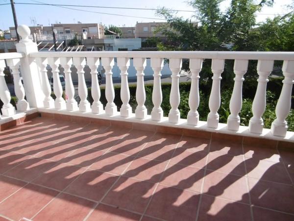 Chalet adosado en avenida America . Urbanizacion Sueño Azul, 23  y 24