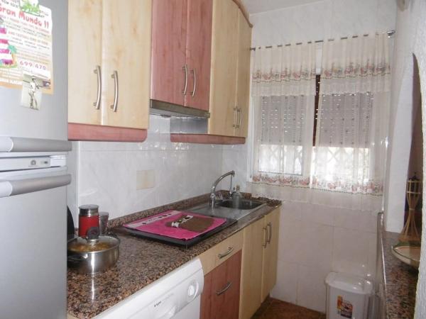 Chalet adosado en avenida America . Urbanizacion Sueño Azul, 23  y 24