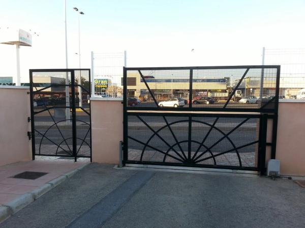 Ático en calle Finlandia, 2