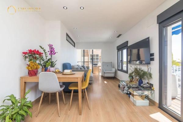 Piso en avenida Jesús Astondoa Santamaría