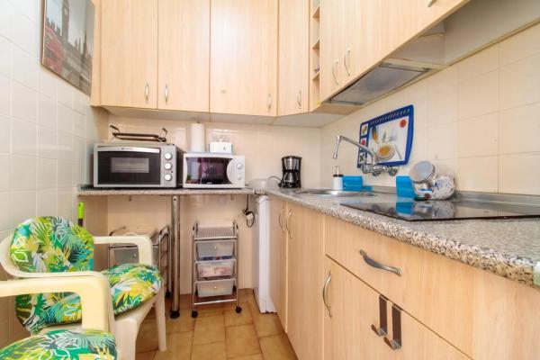 Piso en calle Venecia, 28