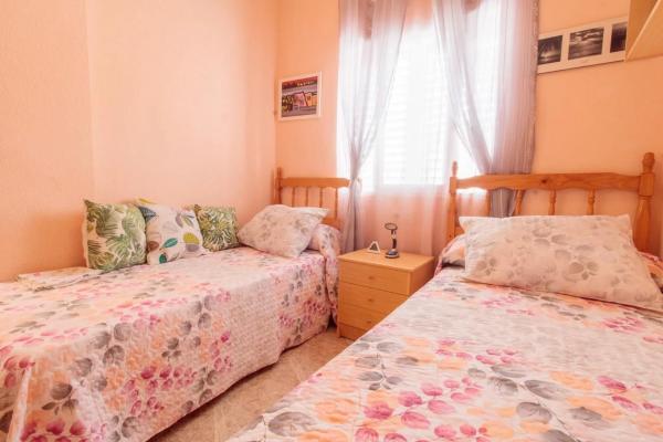 Piso en calle Venecia, 28