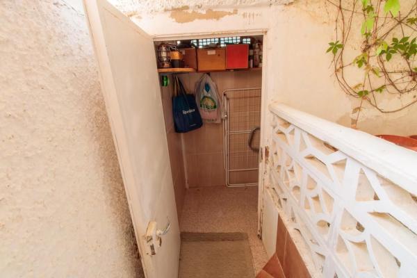 Piso en calle Venecia, 28