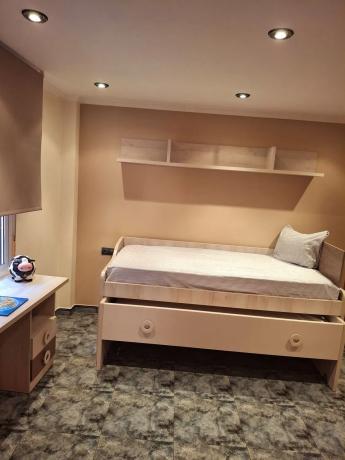 Piso en calle Felip Ii, 2