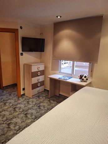 Piso en calle Felip Ii, 2