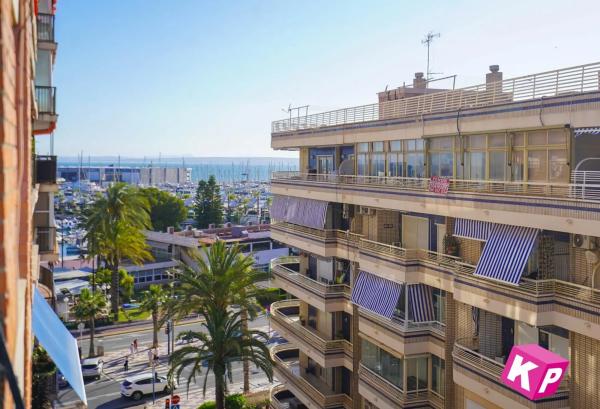 Piso en avenida Canalejas