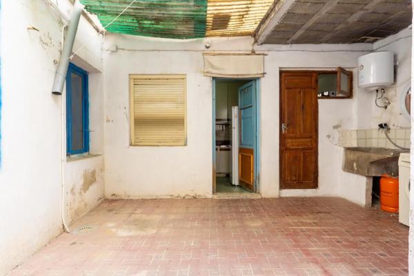 Casa independiente en calle Sant Pasqual