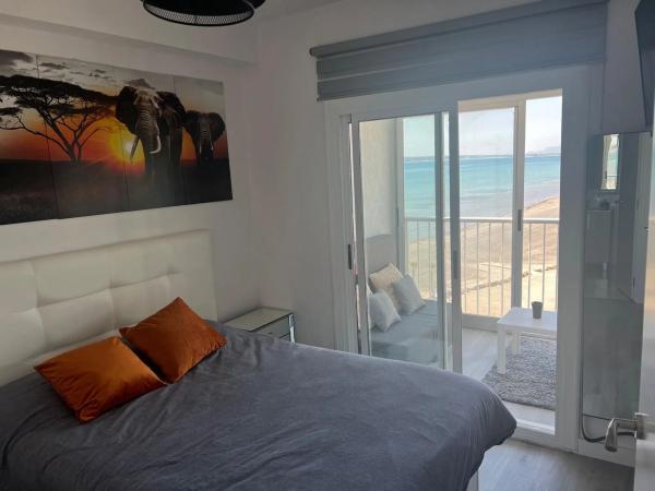 Piso en avenida Valencia, 2