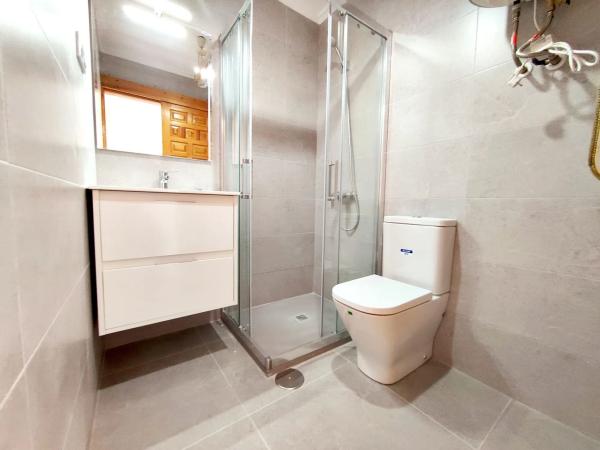 Chalet adosado en avenida de Ronda, 27