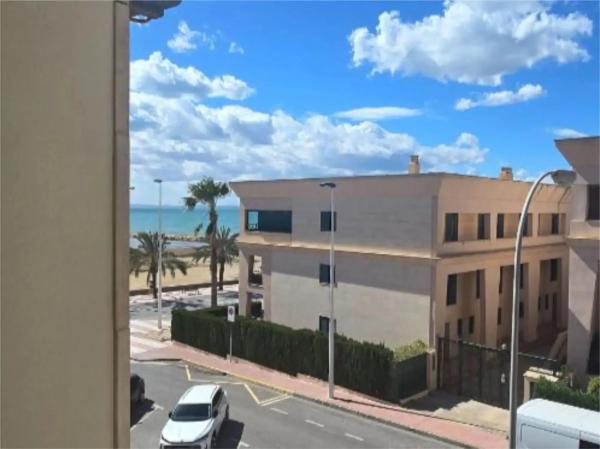Piso en Calas de Santa Pola este