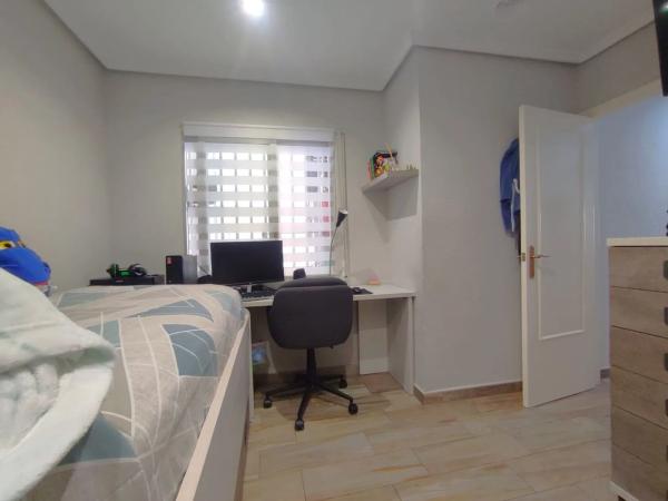 Piso en avenida Canalejas, 38