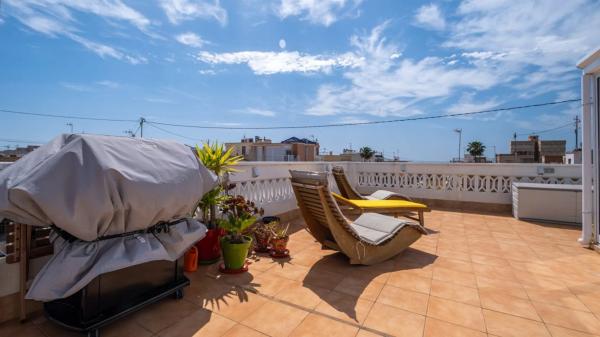 Ático en calle Sax, 15