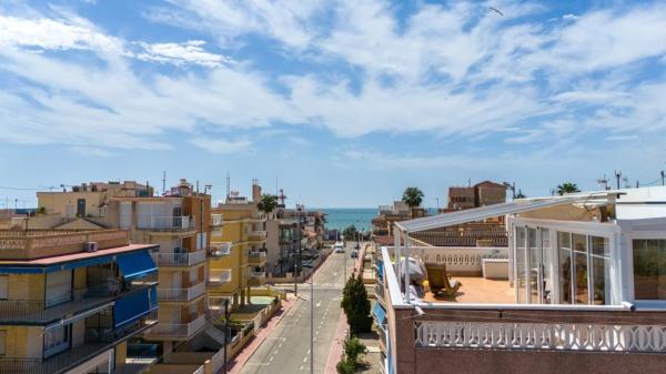 Ático en calle Sax, 15