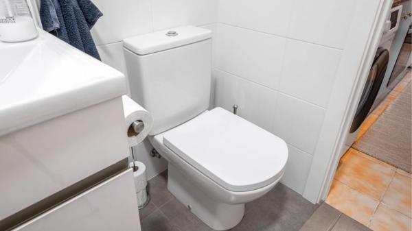 Piso en calle Hellín, 13