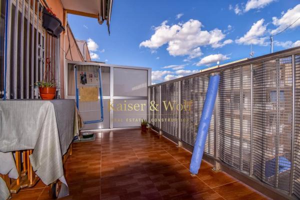 Piso en calle Enrique Pire Solís