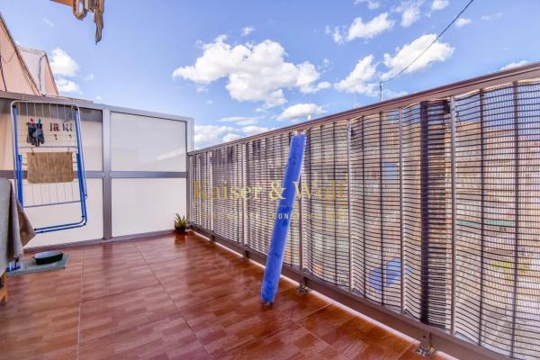 Piso en calle Enrique Pire Solís