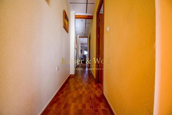 Piso en calle Enrique Pire Solís