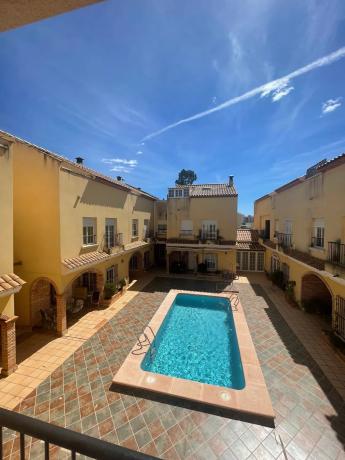 Chalet adosado en calle Gerona